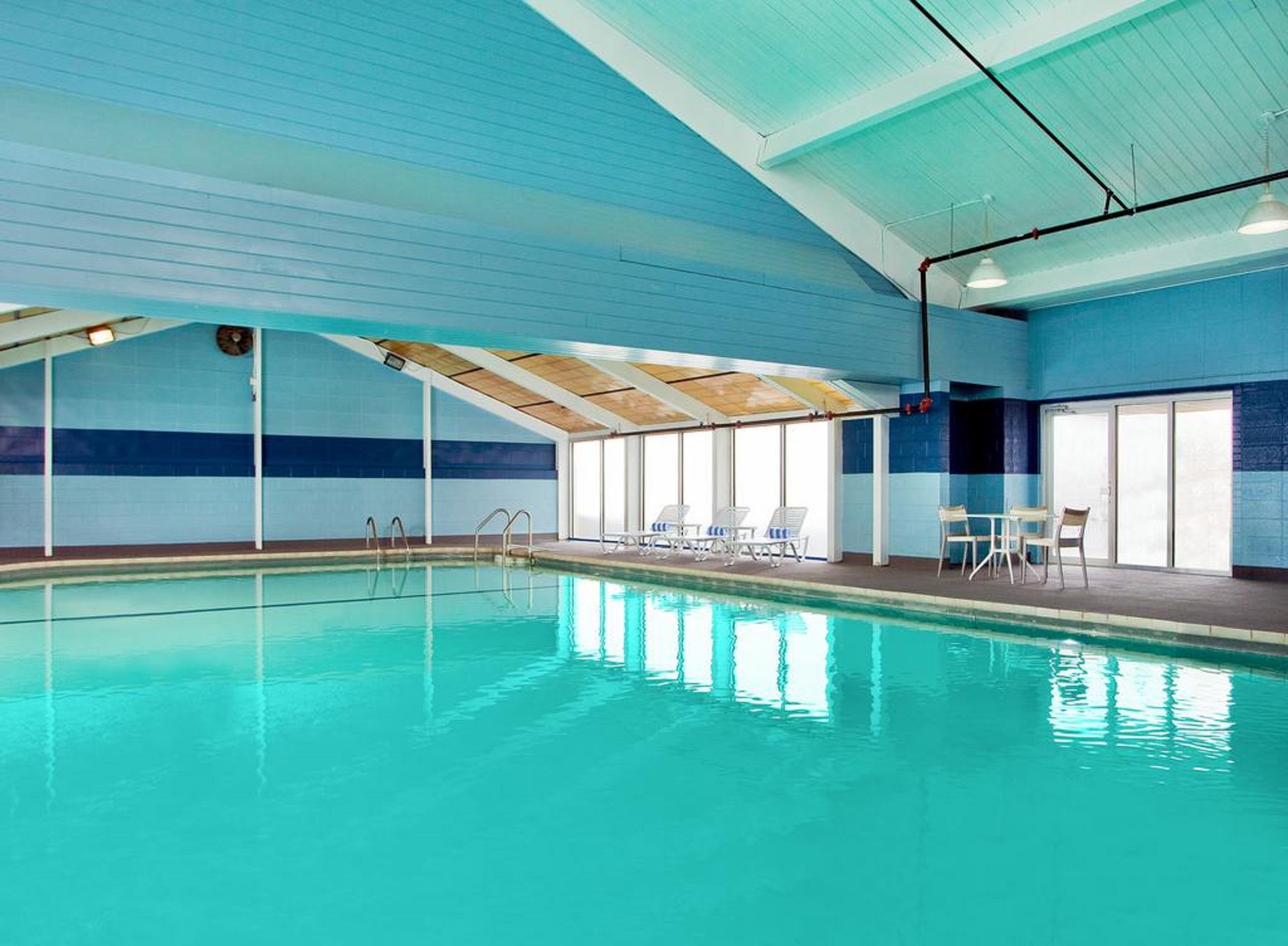Four Points By Sheraton Cleveland Airport Удобства фото