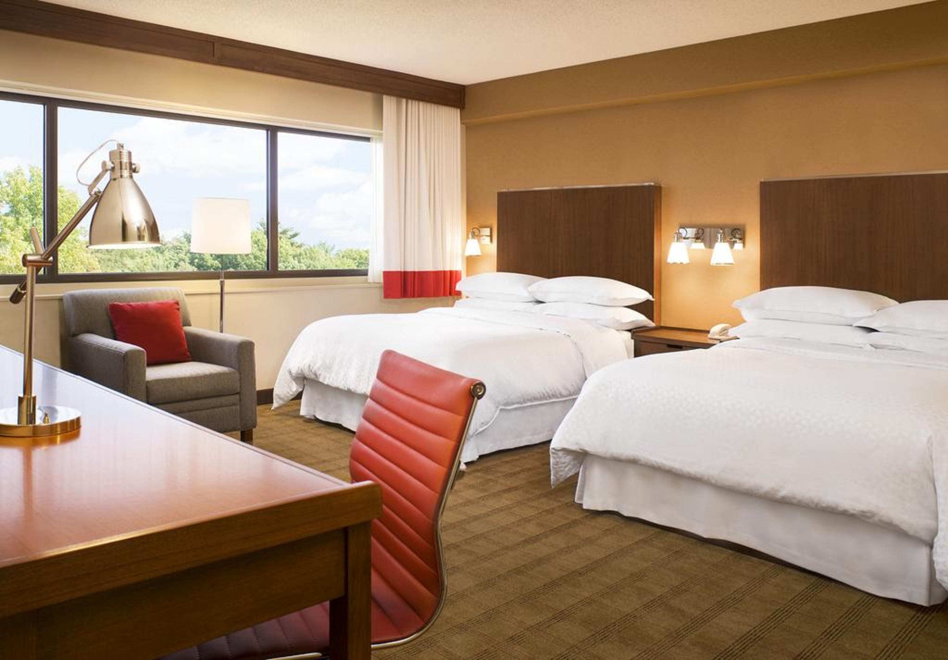 Four Points By Sheraton Cleveland Airport Экстерьер фото